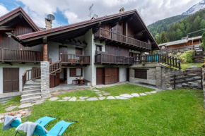 Charming Apartment with Garden in Courmayeur - Happy Rentals